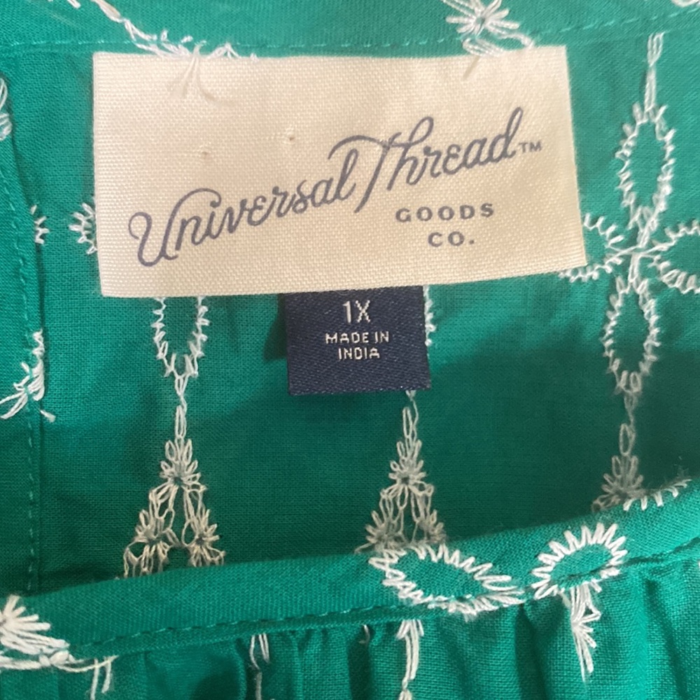 Universal Thread Green And White Embroidered Ruff… - image 8